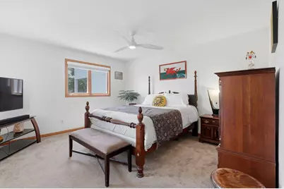 262 N Almond St E, Salt Lake City, UT 84103 - Photo 16
