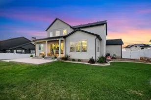852 E 1400 S, Salem, UT 84653 - Photo 4