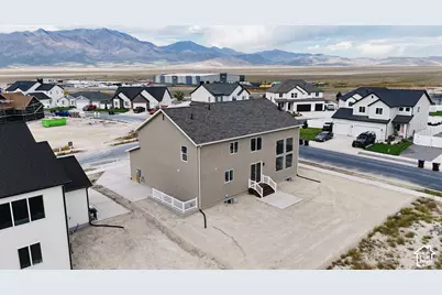 5444 N Honey Suckle Way, Eagle Mountain, UT 84005 - Photo 2