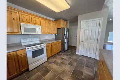 88 Canterbury Ln, Logan, UT 84321 - Photo 6