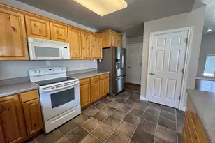 88 Canterbury Ln, Logan, UT 84321 - Photo 6