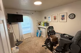 8433 S Treasure Mountain Dr, Sandy, UT 84093 - Photo 10