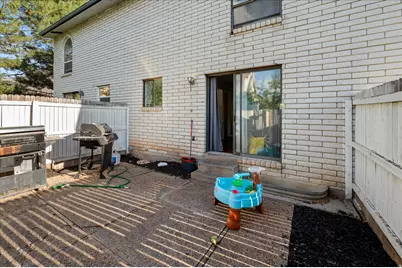 1554 S Monroe E #E2, Ogden, UT 84404 - Photo 30