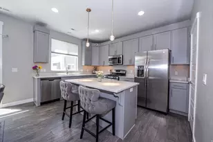 1754 W Parkview Dr, Syracuse, UT 84075 - Photo 8