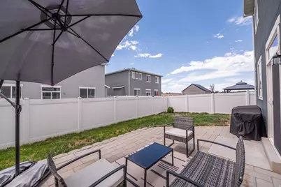 1754 W Parkview Dr, Syracuse, UT 84075 - Photo 22