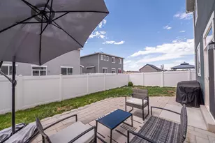 1754 W Parkview Dr, Syracuse, UT 84075 - Photo 22