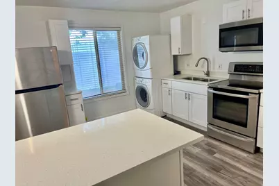 5934 S Cougar Ln W, Kearns, UT 84118 - Photo 8