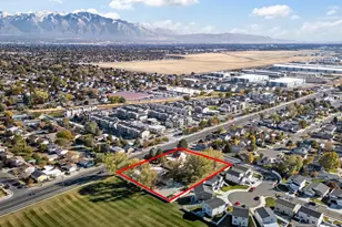 5934 S Cougar Ln W, Kearns, UT 84118 - Photo 6