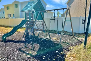 5934 S Cougar Ln W, Kearns, UT 84118 - Photo 36