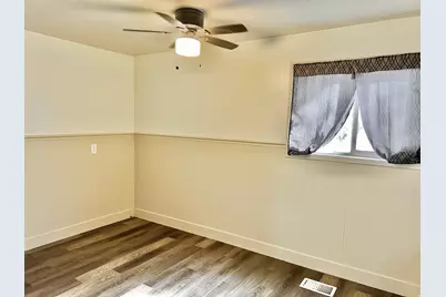 5934 S Cougar Ln W, Kearns, UT 84118 - Photo 26