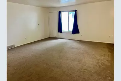 5934 S Cougar Ln W, Kearns, UT 84118 - Photo 10