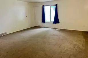 5934 S Cougar Ln W, Kearns, UT 84118 - Photo 10
