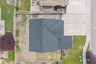 8848 N Franklin Dr, Eagle Mountain, UT 84005 - Photo 26