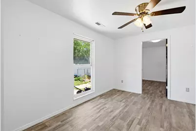 1016 N 325 W, Harrisville, UT 84404 - Photo 8