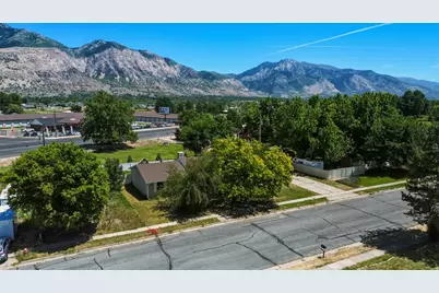 1016 N 325 W, Harrisville, UT 84404 - Photo 30