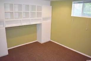 490 S Averett Ave, Springville, UT 84663 - Photo 8