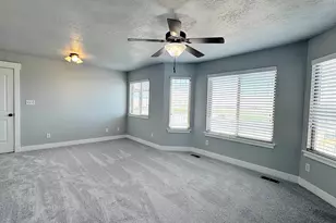 127 E Harvest Ln, Grantsville, UT 84029 - Photo 16