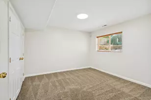12542 S Stonebridge Cir E, Draper, UT 84020 - Photo 38