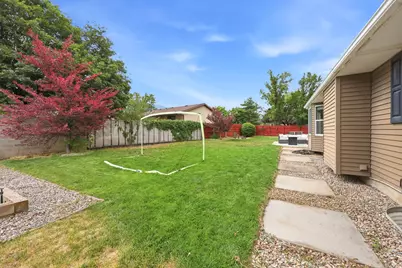 8889 S Silverstone Way, Sandy, UT 84093 - Photo 20