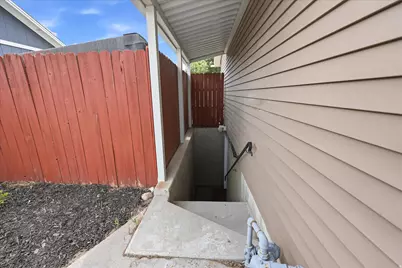 8889 S Silverstone Way, Sandy, UT 84093 - Photo 26