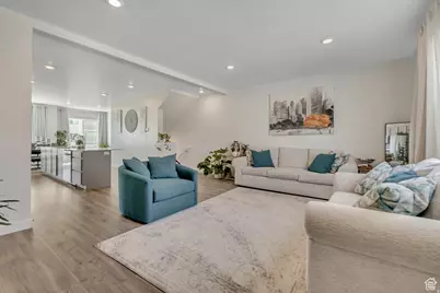 973 E Citadel Ln #2270, Saratoga Springs, UT 84045 - Photo 4