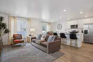 1858 E 670 N, Salem, UT 84653 - Photo 4