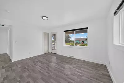410 E Highland, Tooele, UT 84074 - Photo 10