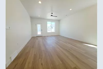 2946 N Devon Dr #248, Plain City, UT 84404 - Photo 8
