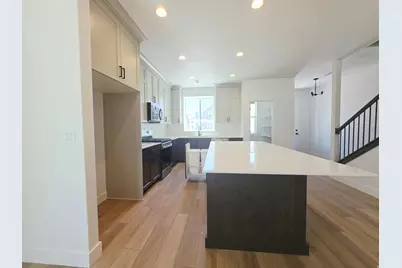 2946 N Devon Dr #248, Plain City, UT 84404 - Photo 6