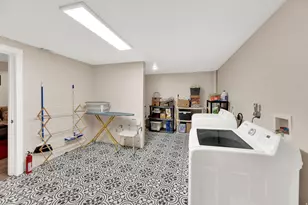1871 E 4675 S, Holladay, UT 84117 - Photo 24