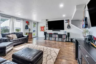 10712 S Lake Ave, South Jordan, UT 84009 - Photo 42