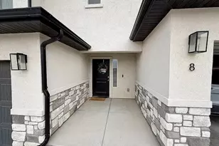 668 E Fiddlers Cove Dr, Cedar City, UT 84721 - Photo 4