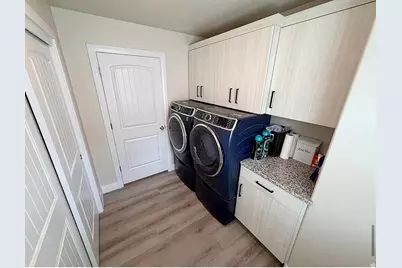 668 E Fiddlers Cove Dr #8, Cedar City, UT 84721 - Photo 18