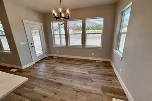 1184 W 3250 N, Pleasant View, UT 84414 - Photo 14