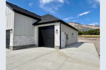 3292 N 1200 W, Pleasant View, UT 84414 - Photo 4