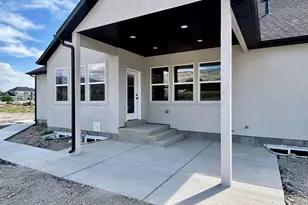 1184 W 3250 N, Pleasant View, UT 84414 - Photo 6