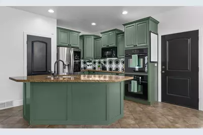 7771 N Mountain Ash Way, Eagle Mountain, UT 84005 - Photo 10