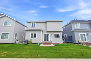 7471 N Hutch Ln, Eagle Mountain, UT 84005 - Photo 34