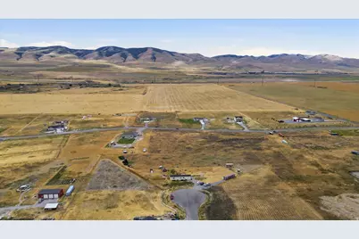 5429 W 19840 N, Plymouth, UT 84330 - Photo 38