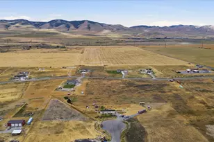 5429 W 19840 N, Plymouth, UT 84330 - Photo 38