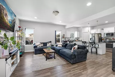 3765 E Cunninghill Dr, Eagle Mountain, UT 84005 - Photo 2