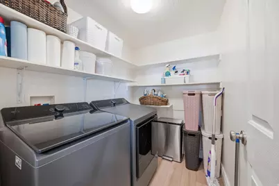 322 N 1320 E, Lehi, UT 84043 - Photo 12