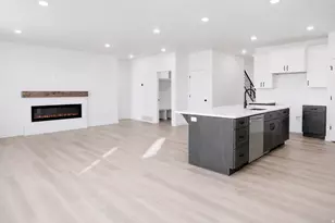 1004 W Paramount Cv S, Riverdale, UT 84405 - Photo 10