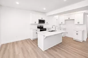 1004 W Paramount Cv S, Riverdale, UT 84405 - Photo 28