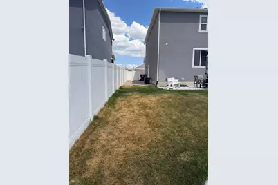 5349 N Lindbergh Ln, Eagle Mountain, UT 84005 - Photo 4