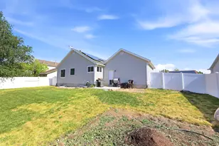 1836 E Canary Way S, Eagle Mountain, UT 84005 - Photo 20