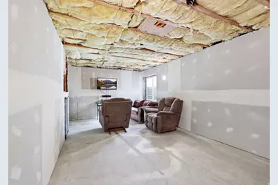 1836 E Canary Way S, Eagle Mountain, UT 84005 - Photo 16