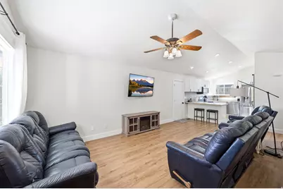 1836 E Canary Way S, Eagle Mountain, UT 84005 - Photo 2