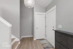 606 S 925 E, Layton, UT 84041 - Photo 8