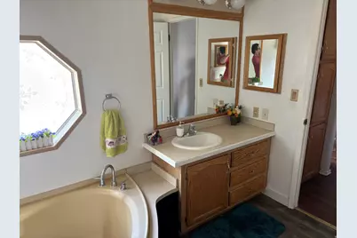 8400 S 4000 W, West Jordan, UT 84088 - Photo 10